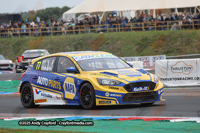BTCC-Thruxton-080625-R12-11