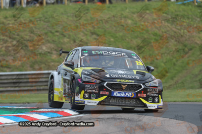 BTCC-Thruxton-080625-R12-111