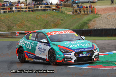 BTCC-Thruxton-080625-R12-114