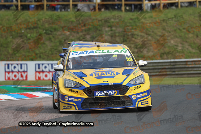 BTCC-Thruxton-080625-R12-118