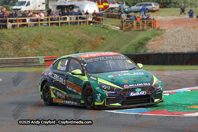 BTCC-Thruxton-080625-R12-119