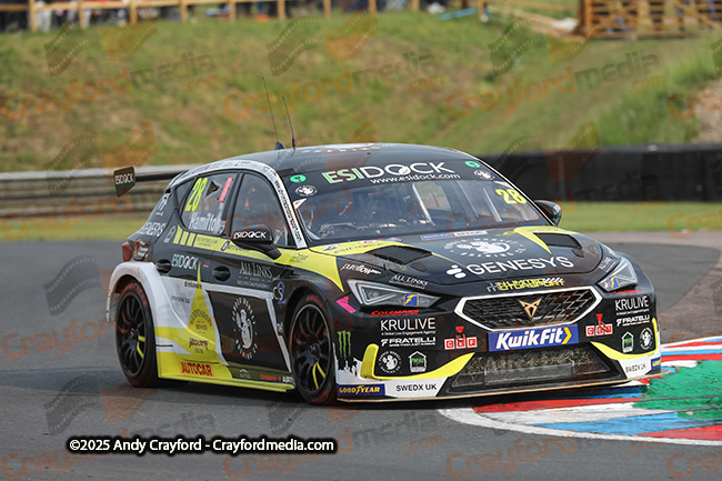 BTCC-Thruxton-080625-R12-134
