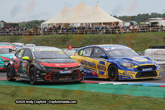 BTCC-Thruxton-080625-R12-19