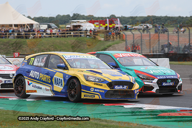 BTCC-Thruxton-080625-R12-22