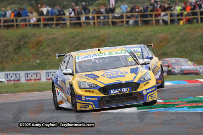 BTCC-Thruxton-080625-R12-26