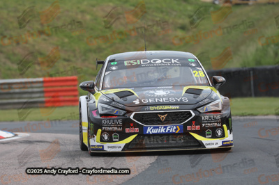 BTCC-Thruxton-080625-R12-51