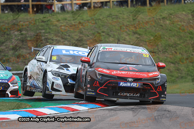 BTCC-Thruxton-080625-R12-76