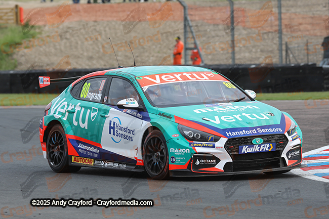BTCC-Thruxton-080625-R12-82