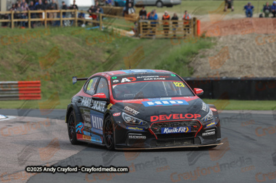 BTCC-Thruxton-080625-R12-95