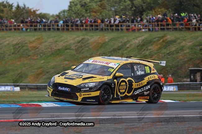 BTCC-Thruxton-080625-R11-101