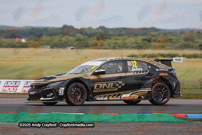 BTCC-Thruxton-080625-R11-113