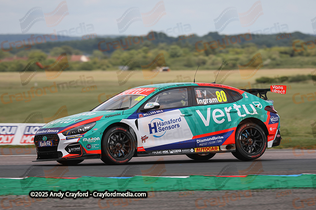 BTCC-Thruxton-080625-R11-119
