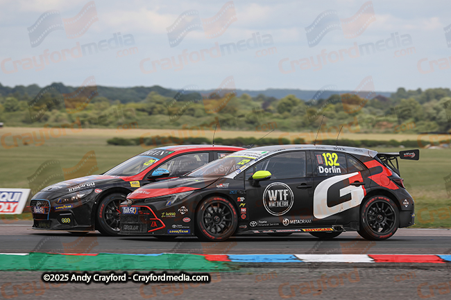 BTCC-Thruxton-080625-R11-124