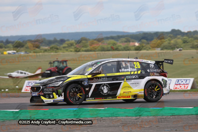 BTCC-Thruxton-080625-R11-130