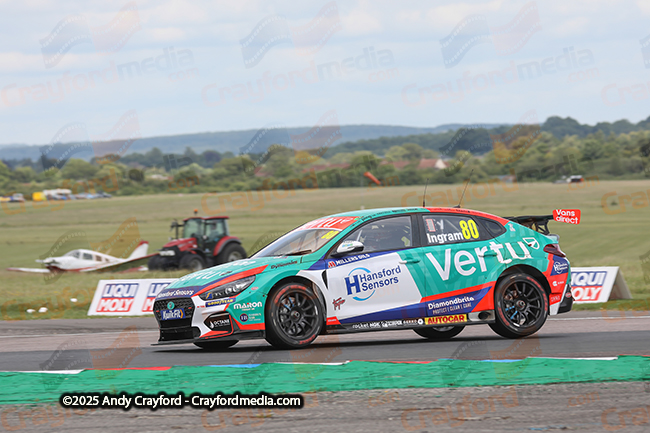 BTCC-Thruxton-080625-R11-134