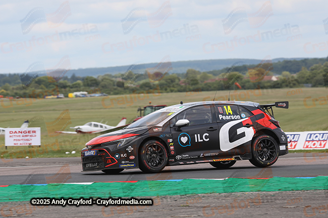BTCC-Thruxton-080625-R11-145