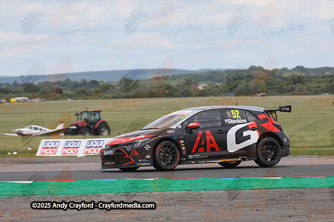 BTCC-Thruxton-080625-R11-147