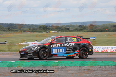 BTCC-Thruxton-080625-R11-155
