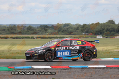 BTCC-Thruxton-080625-R11-158