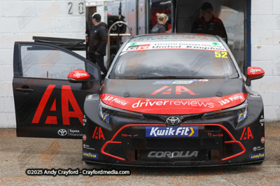 BTCC-Thruxton-080625-R11-2