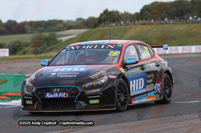 BTCC-Thruxton-080625-R11-23