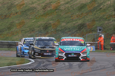 BTCC-Thruxton-080625-R11-34