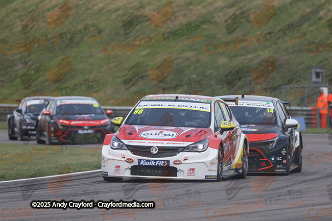 BTCC-Thruxton-080625-R11-39