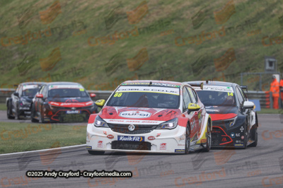 BTCC-Thruxton-080625-R11-39