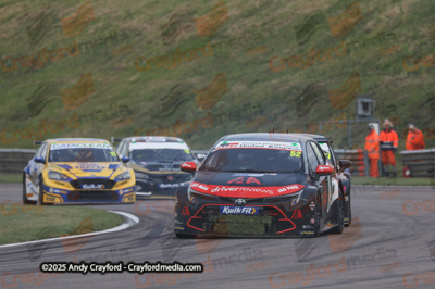 BTCC-Thruxton-080625-R11-40