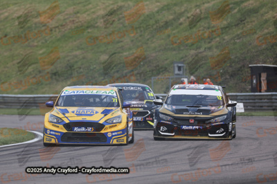 BTCC-Thruxton-080625-R11-41