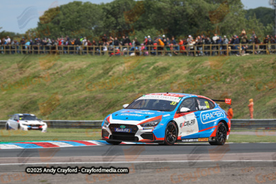 BTCC-Thruxton-080625-R11-49