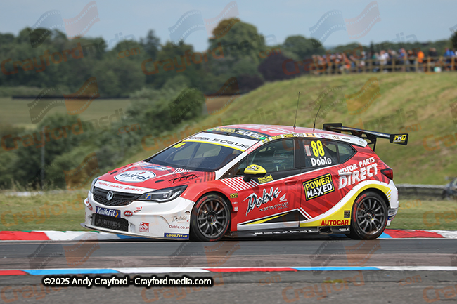 BTCC-Thruxton-080625-R11-55