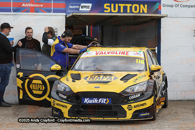 BTCC-Thruxton-080625-R11-6