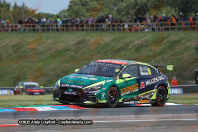 BTCC-Thruxton-080625-R11-64