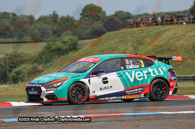 BTCC-Thruxton-080625-R11-84