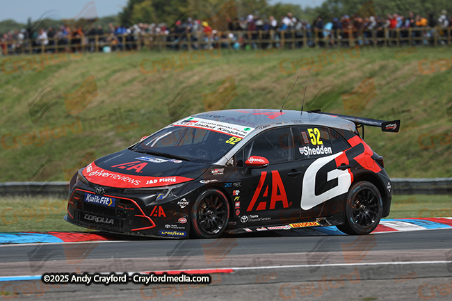 BTCC-Thruxton-080625-R11-85