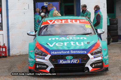 BTCC-Thruxton-080625-R11-9
