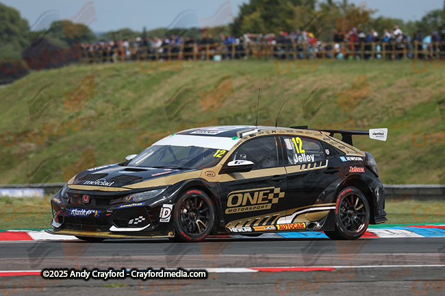 BTCC-Thruxton-080625-R11-96