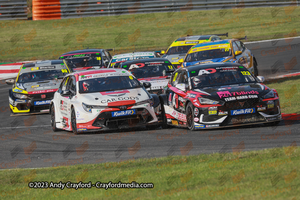 BTCC-Brands-Hatch-081023-R29-30