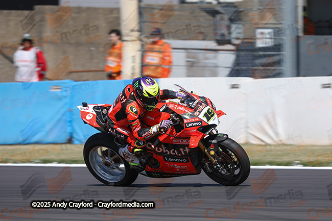 WorldSBK-Donington-Park-2025-189