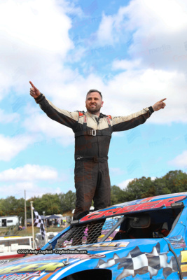 1300STOCKS-Hednesford-020825-WF-202