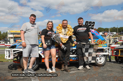 1300STOCKS-Hednesford-020825-WF-209