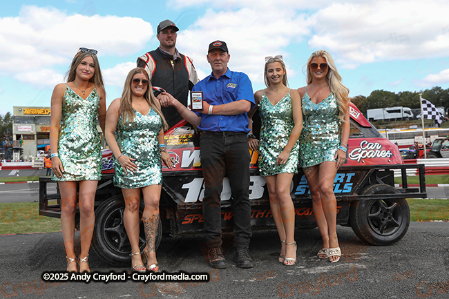 1300STOCKS-Hednesford-020825-GP-30