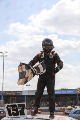 1300STOCKS-Kings-Lynn-100825-EC-172