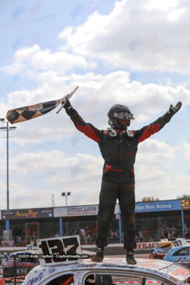 1300STOCKS-Kings-Lynn-100825-EC-173
