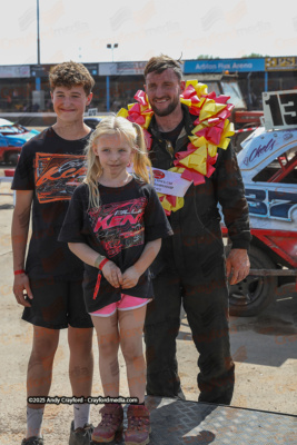1300STOCKS-Kings-Lynn-100825-EC-177