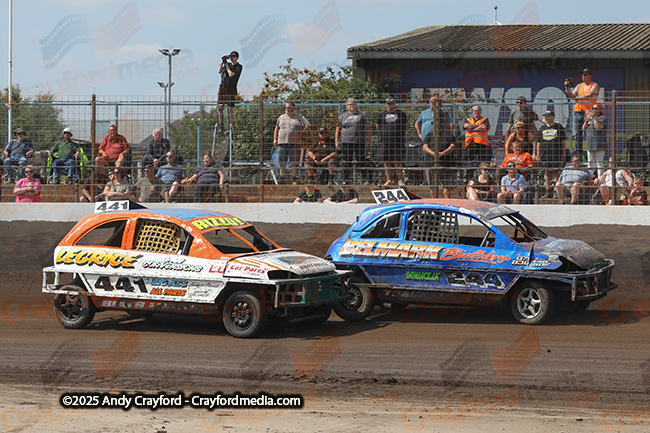 1300STOCKS-Kings-Lynn-100825-EC-59