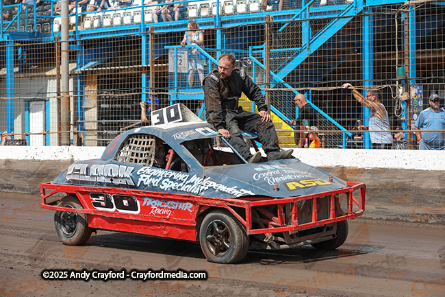 1300STOCKS-Kings-Lynn-100825-GP-15