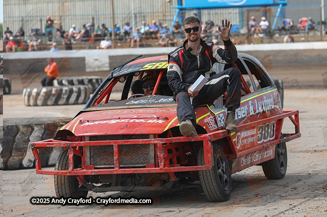 1300STOCKS-Kings-Lynn-100825-GP-30