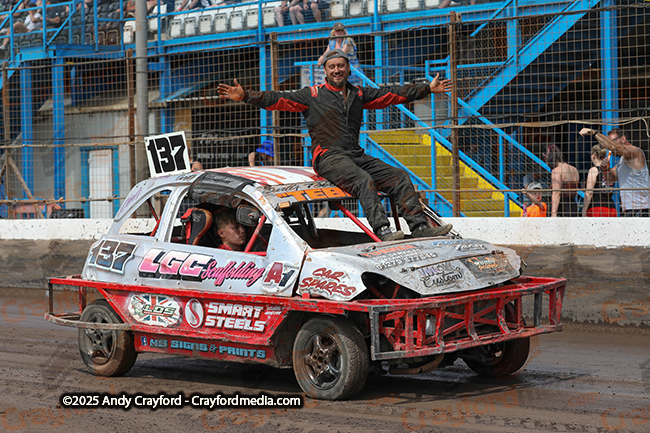 1300STOCKS-Kings-Lynn-100825-GP-5